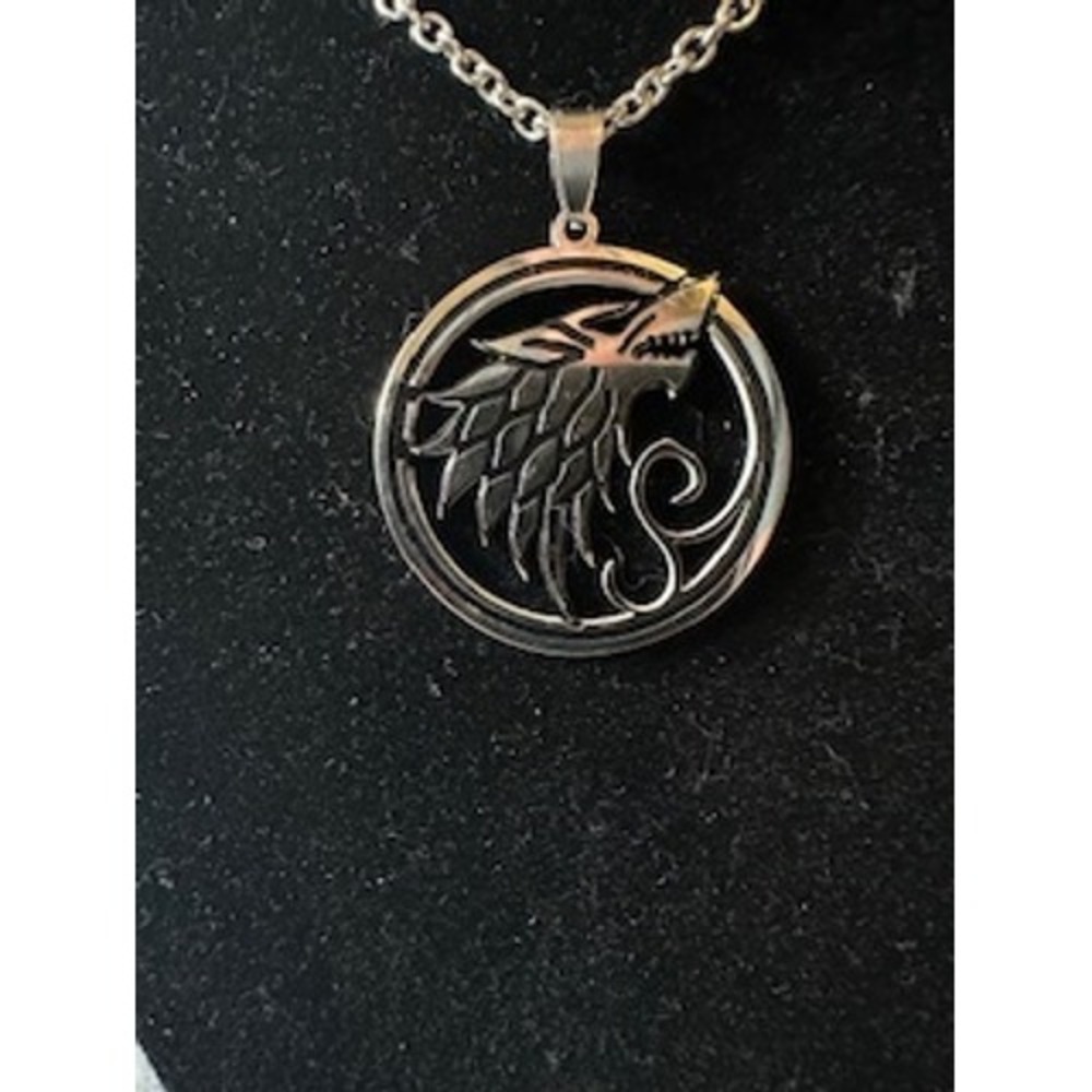 Silver Wolf Head Pendant Necklace Stark Direwolf Sigil Fantasy Jewelry 24 Inch